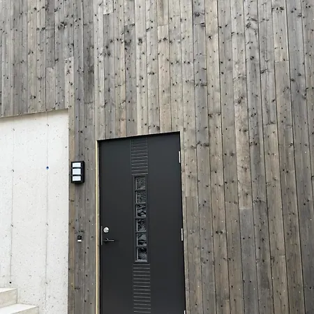 Cozy, New For Rent With Proximity To Beautiful Nature Apartman